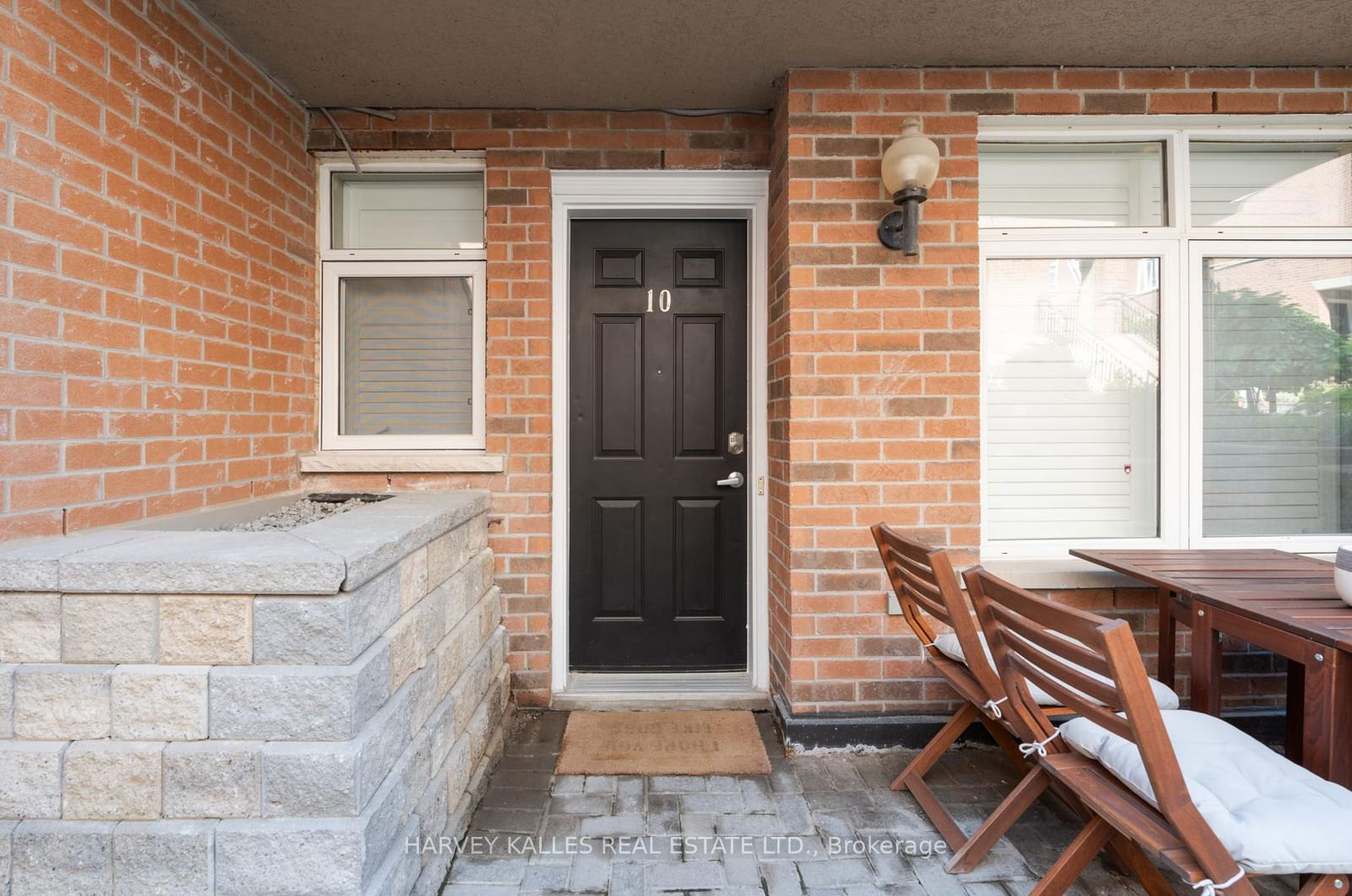 Townhouse for sale at 10-85 Lillian Street, Toronto, Mount Pleasant West, M4S 2H7 - MLS: C11987270