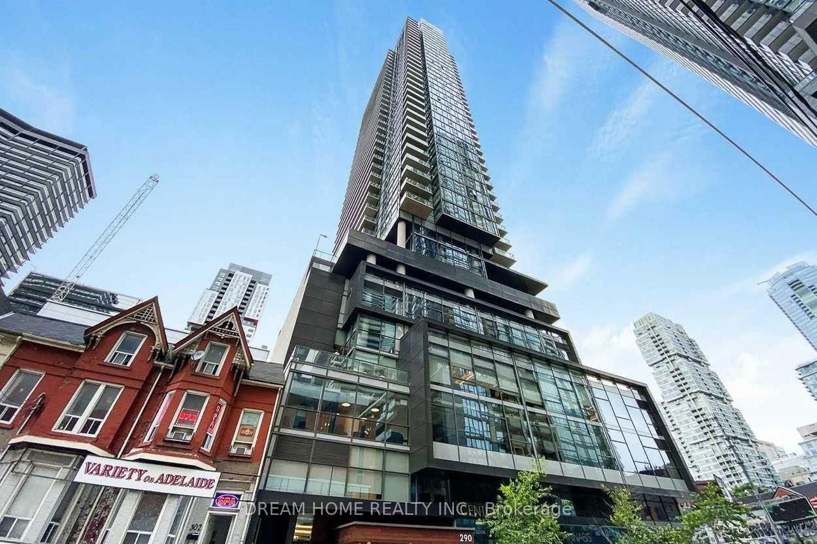 Condo for lease at 3812-290 Adelaide Street, Toronto, Waterfront Communities C1, M5V 0P3 - MLS: C11987347