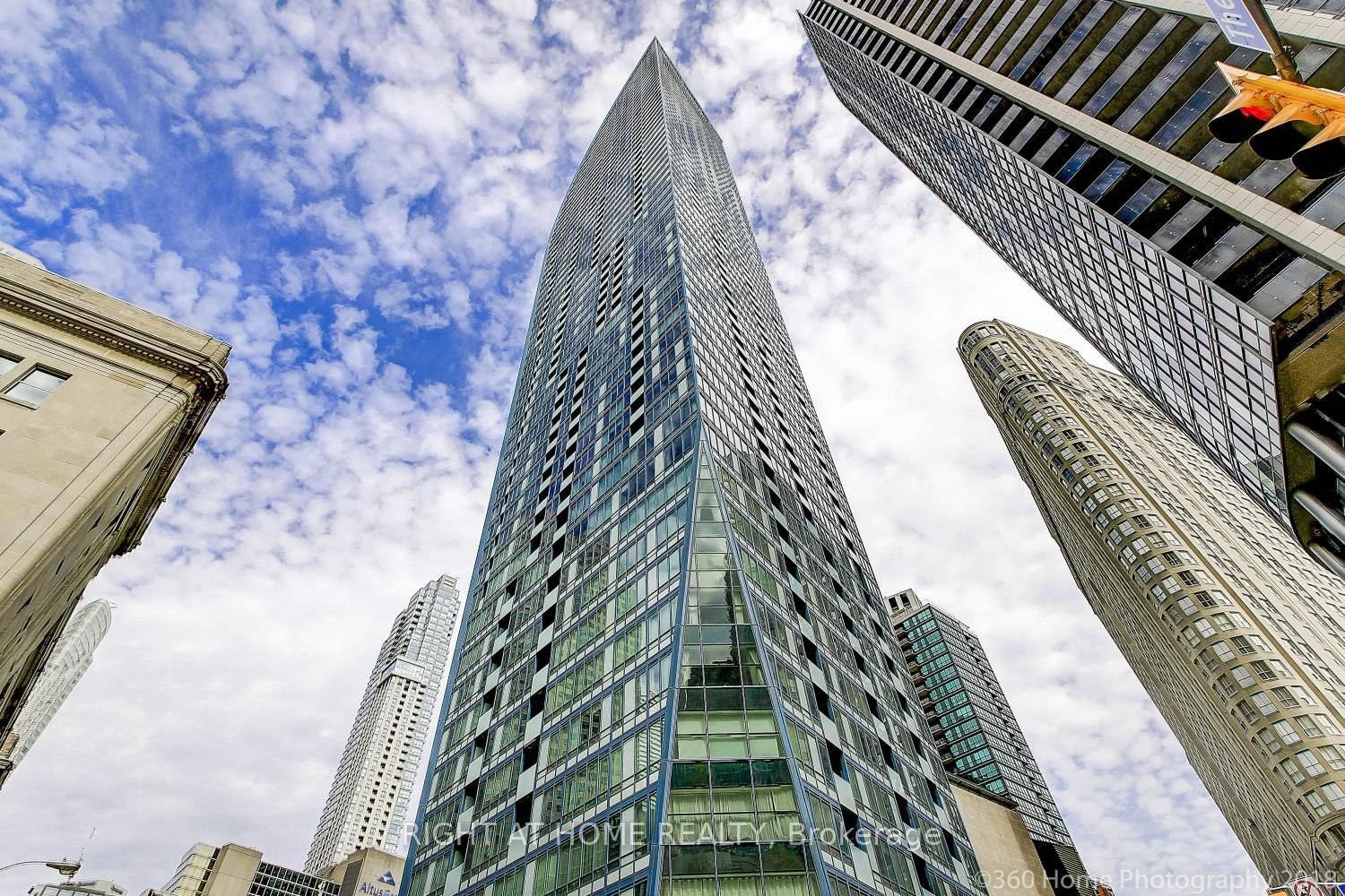 Condo for lease at 4507-8 The Esplanade Avenue, Toronto, Waterfront Communities C8, M5E 0A6 - MLS: C11987439