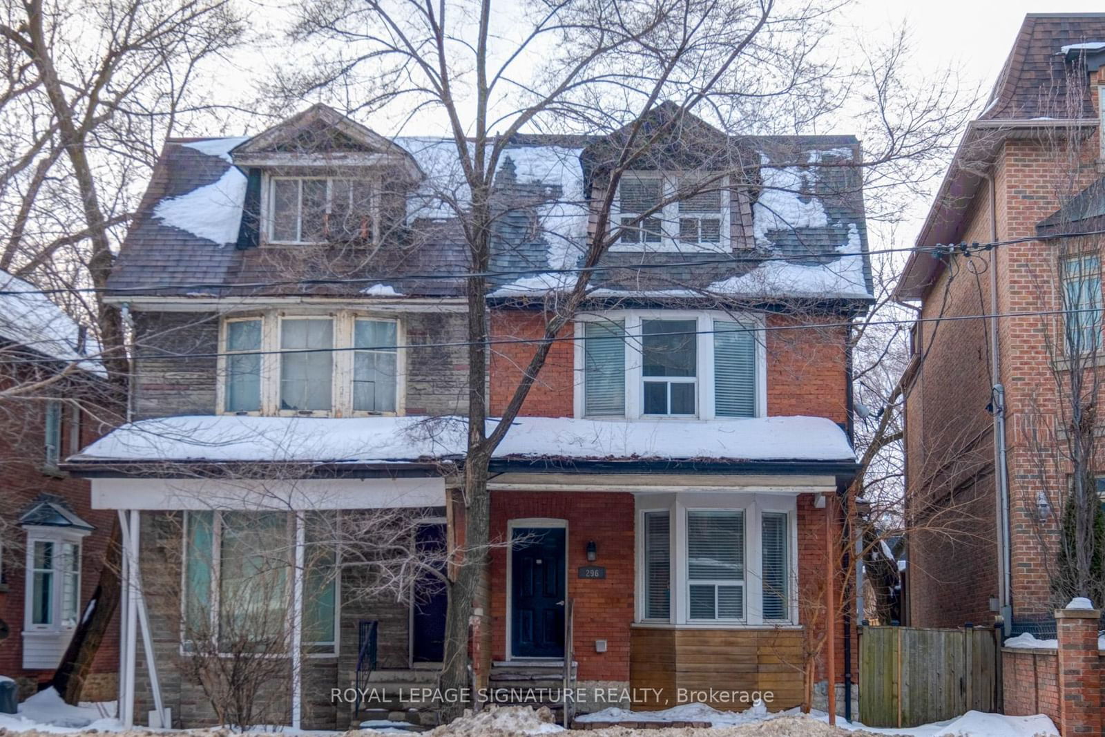 Semi-Detached House for lease at Lower-296 Avenue Road, Toronto, Casa Loma, M4V 2H1 - MLS: C11987689