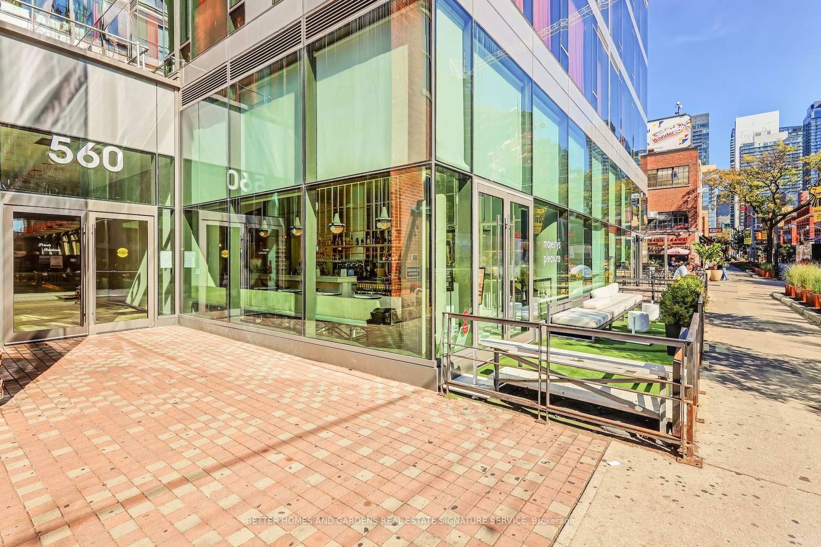 Condo for sale at 730-461 Adelaide Street, Toronto, Waterfront Communities C1, M5V 0L6 - MLS: C11987691