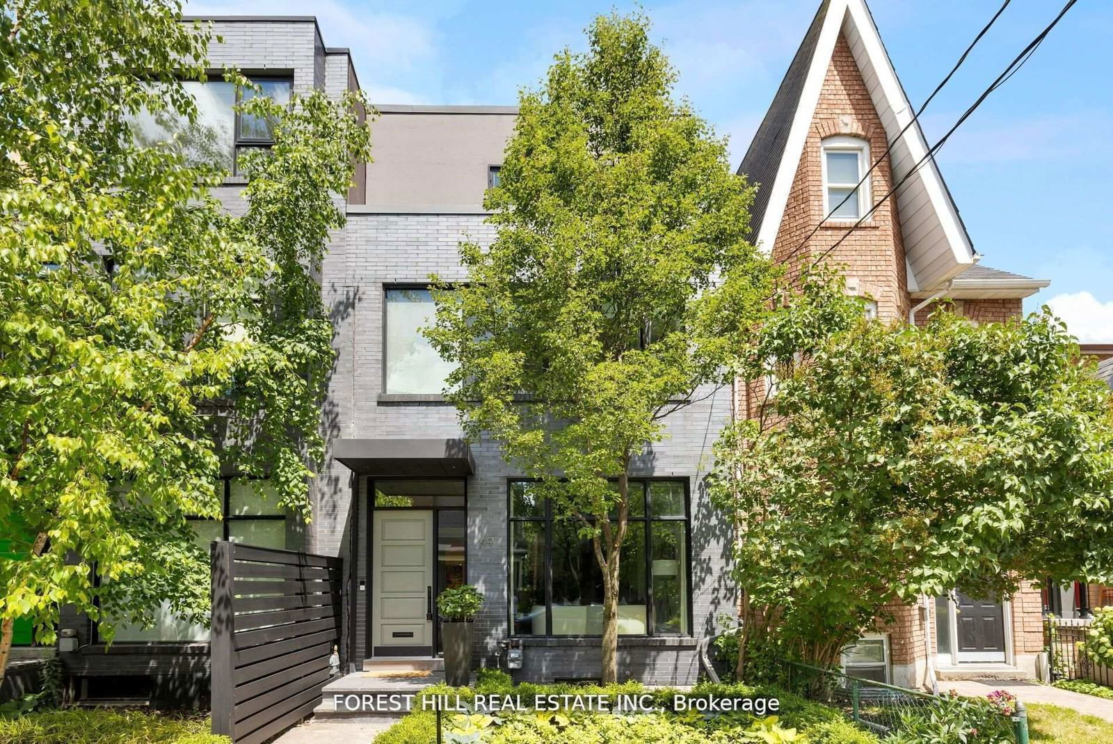 Semi-Detached House for sale at 49 Brookfield Street, Toronto, Trinity-Bellwoods, M6J 3A8 - MLS: C11987694