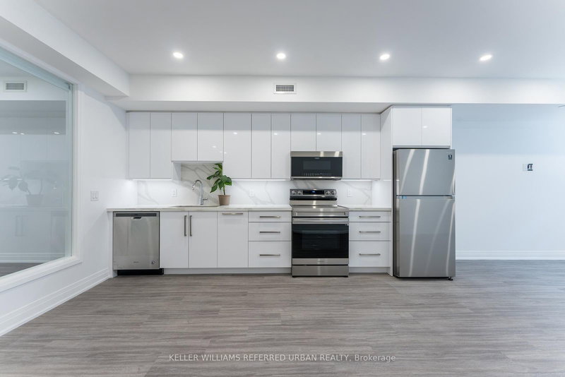 202 - 475 Queen St W, Toronto, M5V 2A9 | Image 2