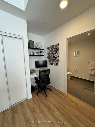 Unit 1501 — 135 East Liberty Street — photo 5
