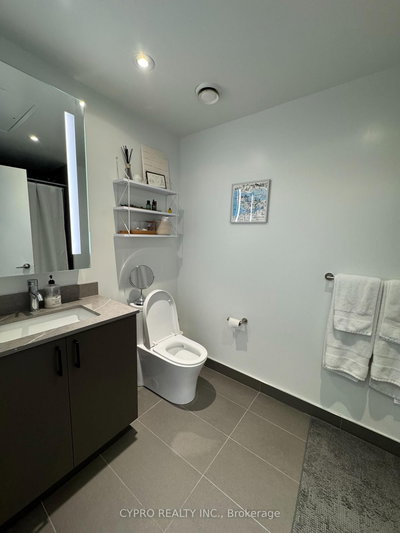 Unit 1501 — 135 East Liberty Street — photo 6