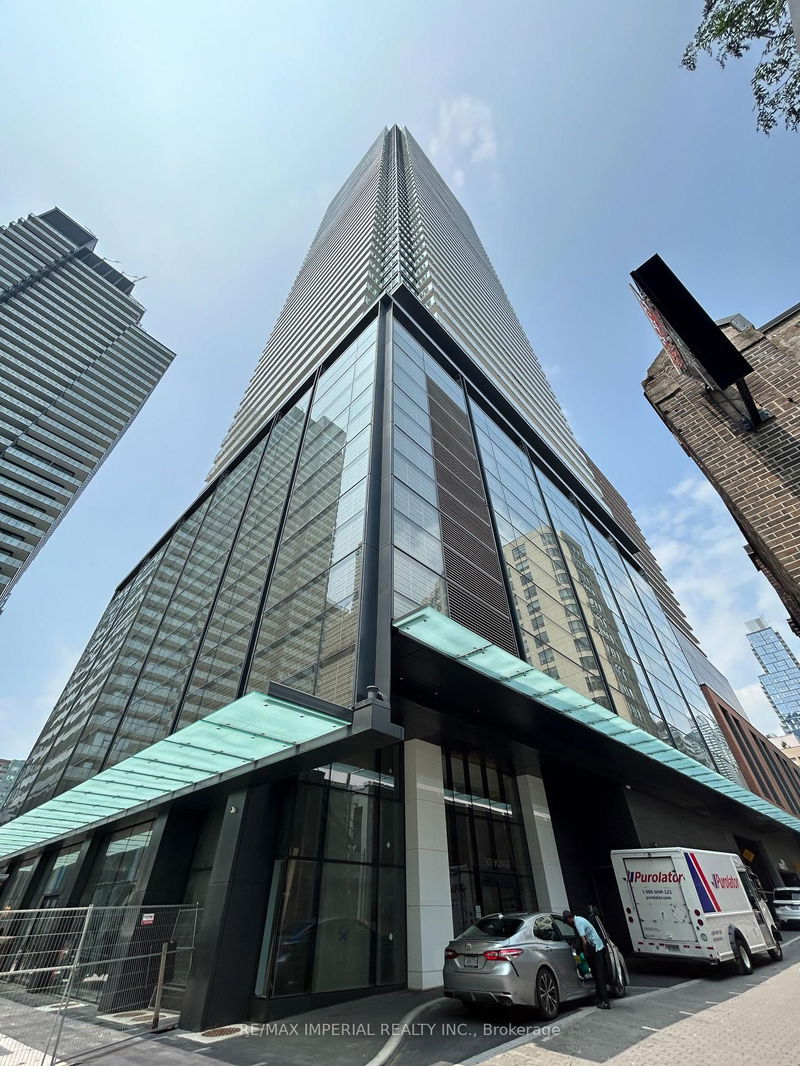 home for lease on 2503-18 Maitland Terrace