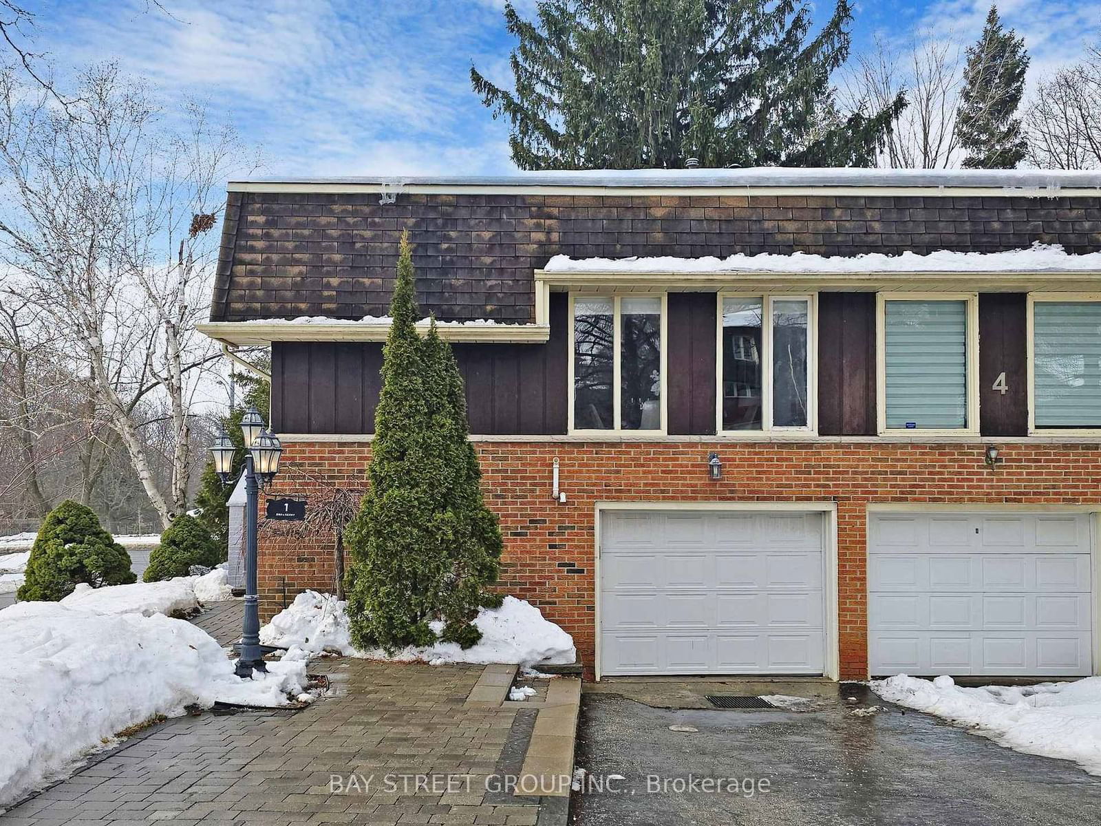 Semi-Detached House sold at 1 Shadberry Drive, Toronto, Hillcrest Village, M2H 3C7 - MLS: C11988642