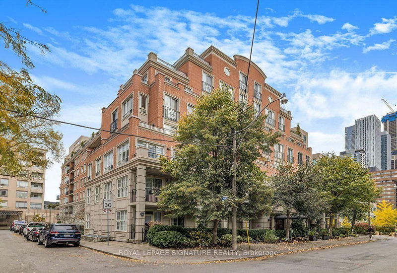 home for lease on 308-77 McMurrich Street