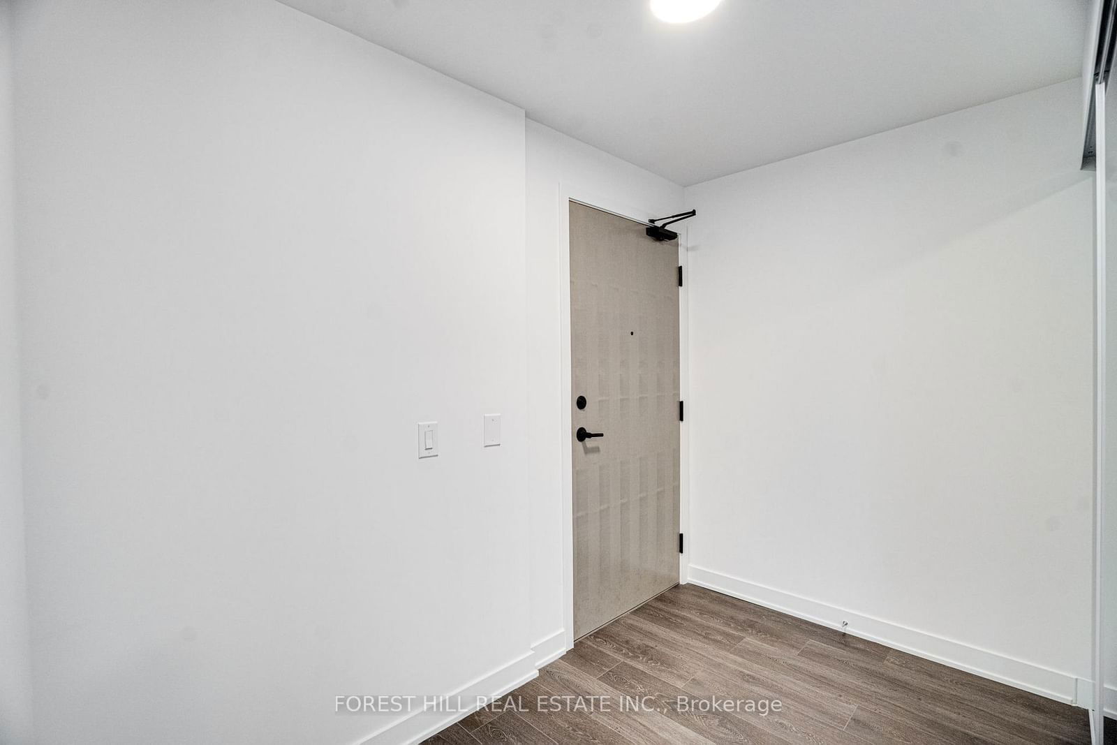 Condo for lease at 519-35 Tubman Avenue, Toronto, Regent Park, M5A 0M8 - MLS: C11989058