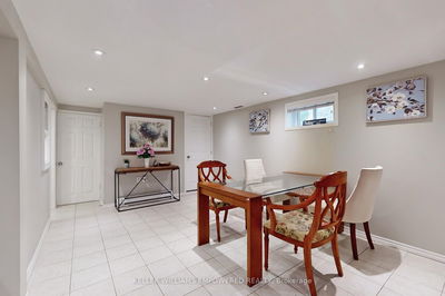30 Paperbirch Dr, Toronto - Banbury-Don Mills image-0-2