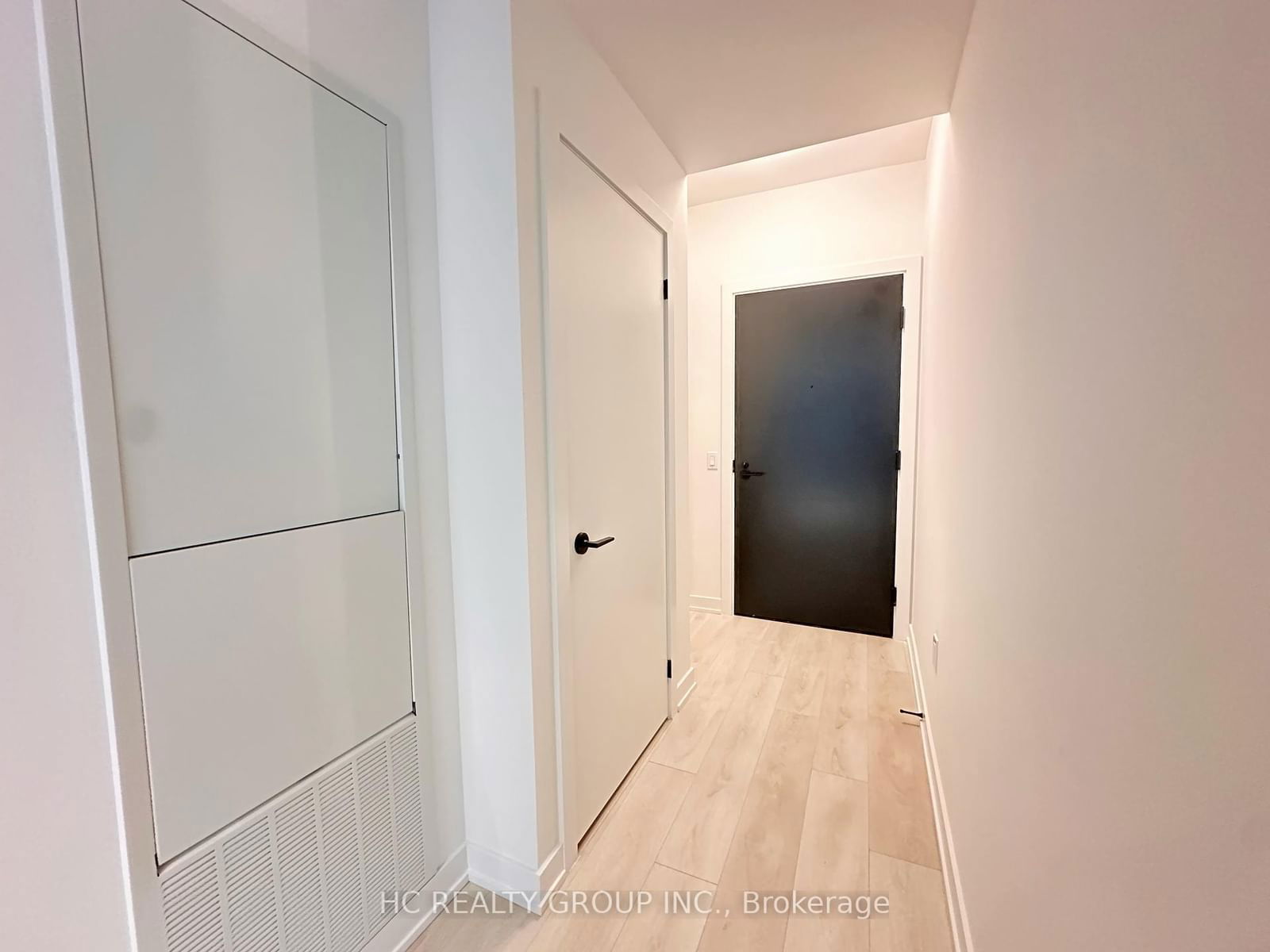 Condo for lease at 2501-117 Broadway Avenue, Toronto, Mount Pleasant West, M4P 1V3 - MLS: C11989410