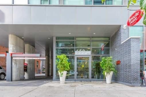 Condo for lease at 202-650 King Street, Toronto, Waterfront Communities C1, M5V 0H6 - MLS: C11989458