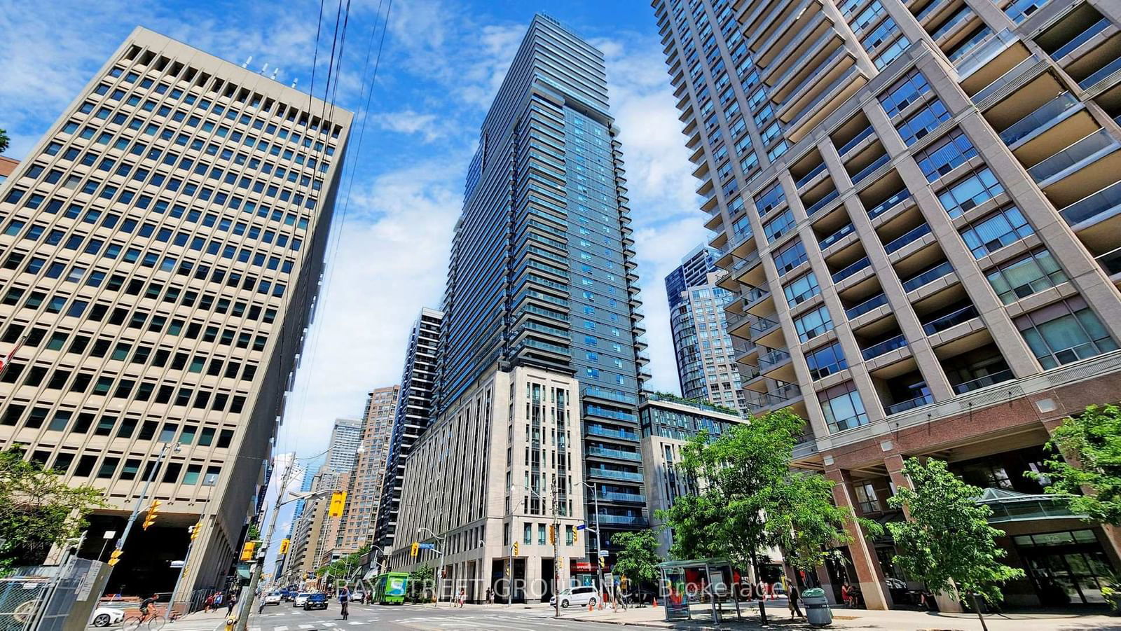 Condo for sale at 2507-955 Bay Street, Toronto, Bay Street Corridor, M5S 0C6 - MLS: C11989587