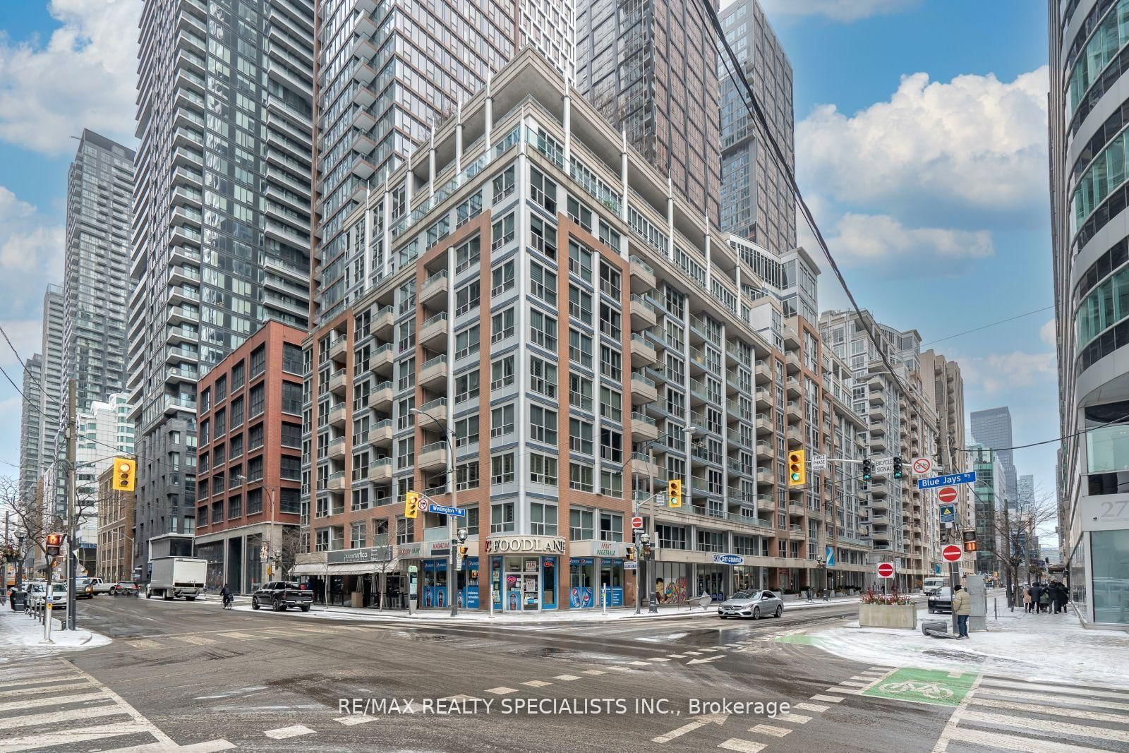 Condo for sale at 428-250 Wellington Street, Toronto, Waterfront Communities C1, M5V 2V4 - MLS: C11989685