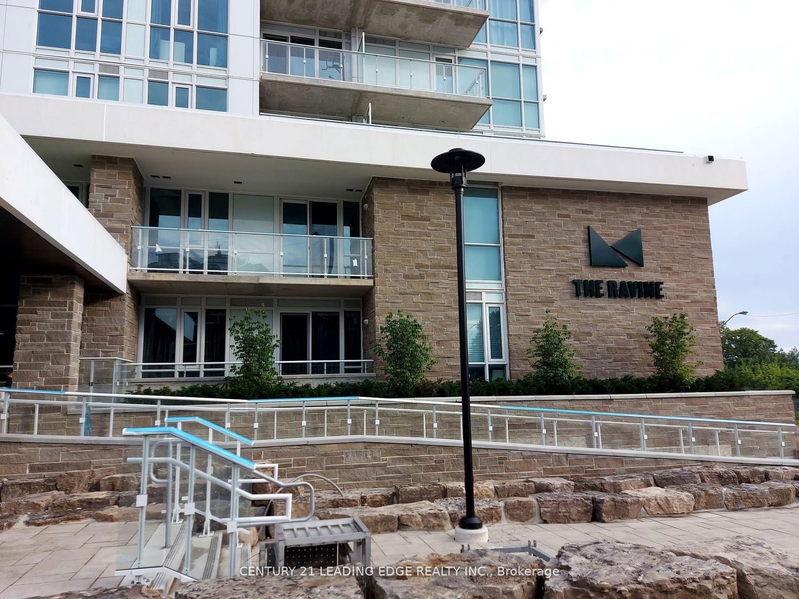 Condo for lease at 1115-10 Deerlick Court, Toronto, Parkwoods-Donalda, M3A 1Y4 - MLS: C11989714