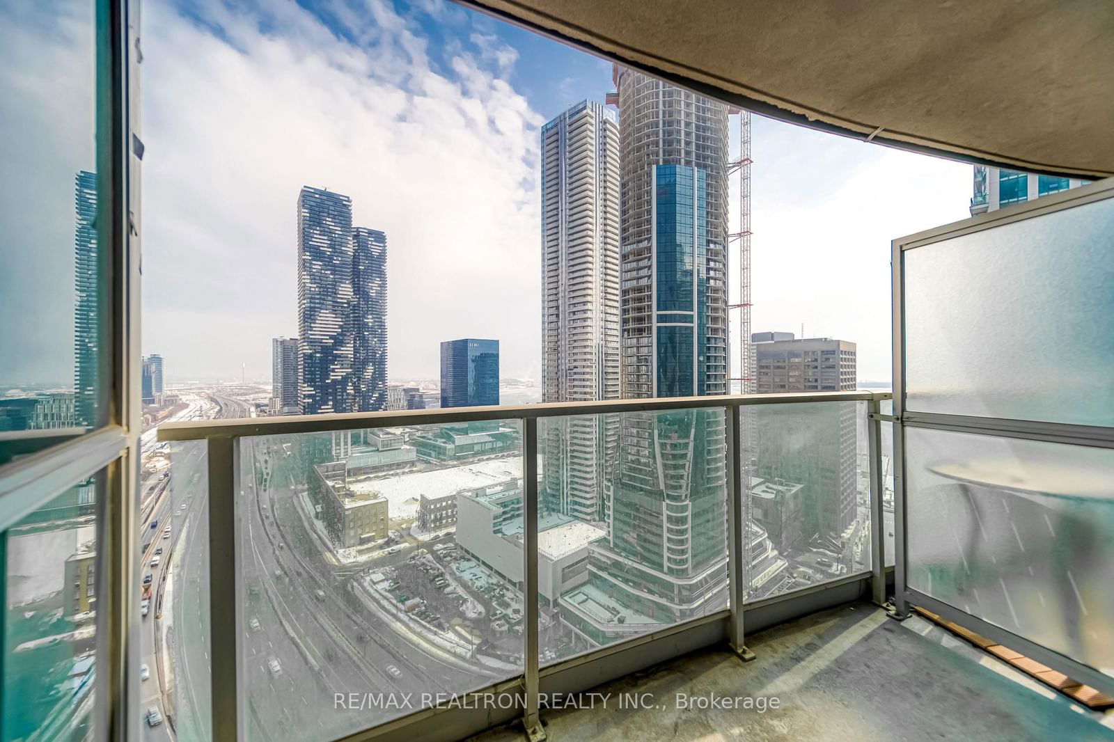 Condo for sale at 3109-18 Yonge Street, Toronto, Waterfront Communities C1, M5E 1Z8 - MLS: C11990036