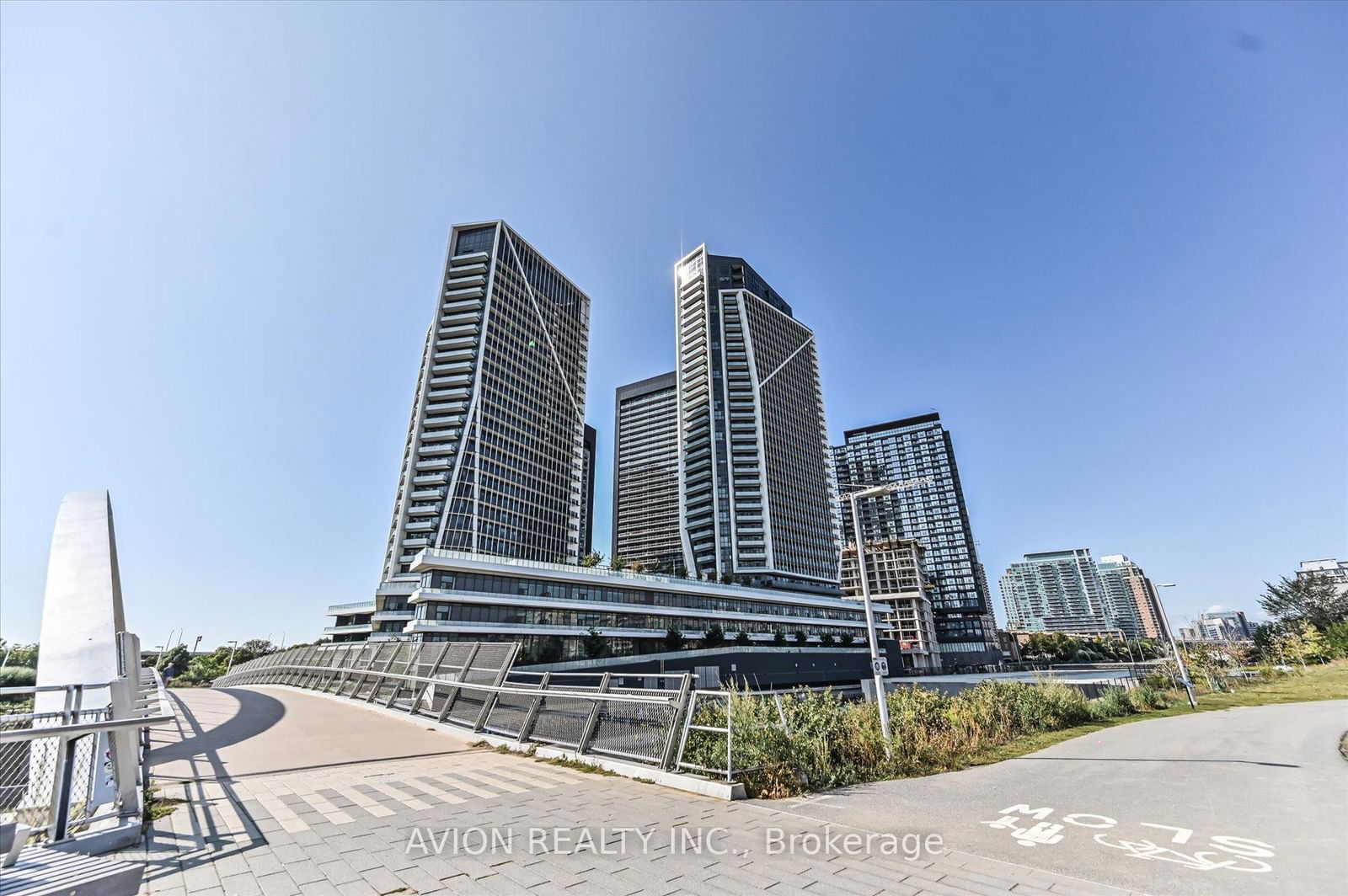 Condo for sale at 402-50 Ordnance Street, Toronto, Niagara, M6K 1A2 - MLS: C11990312