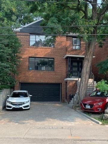 Semi-Detached House for lease at 2nd Floor-576 Davenport Road, Toronto, Casa Loma, M5R 1K9 - MLS: C11990474