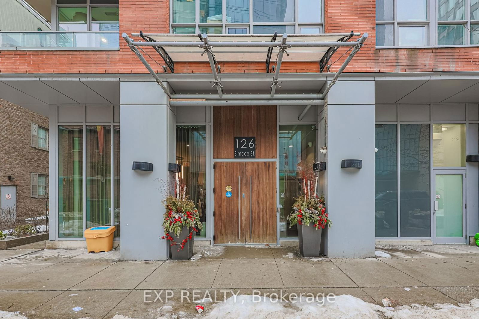 Condo for sale at 1903-126 Simcoe Street, Toronto, Waterfront Communities C1, M5H 4E6 - MLS: C11990583