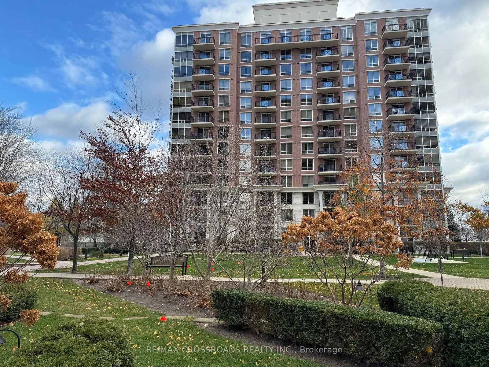 Condo for sale at 802-1103 Leslie Street, Toronto, Banbury-Don Mills, M3C 4G8 - MLS: C11991000