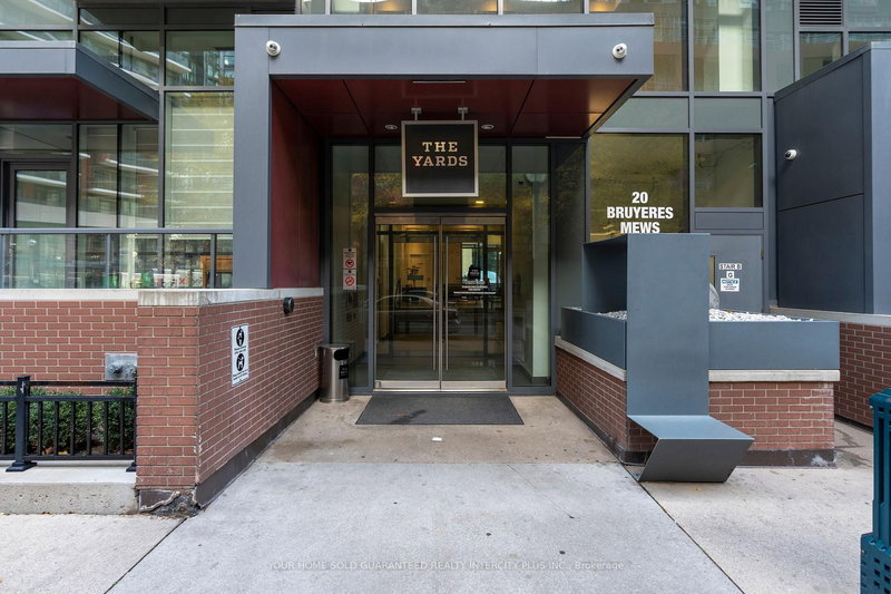 705 - 20 Bruyeres Mews, Toronto, M5V 0G8 | Image 2