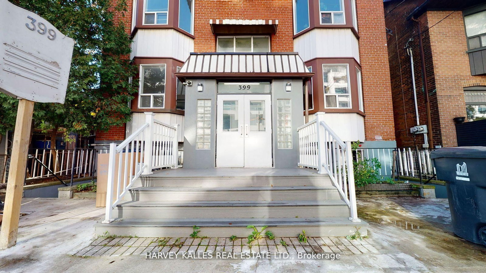 Semi-Detached House for lease at 101-399 Dupont Street, Toronto, Annex, M5R 1W3 - MLS: C11991407