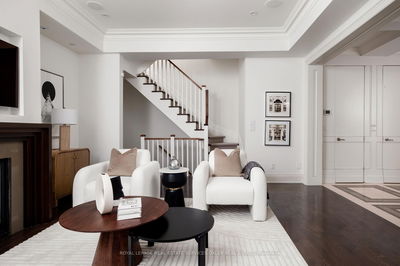 Unit Th D — 22 Birch Ave, Toronto - Yonge-St. Clair image-0-3