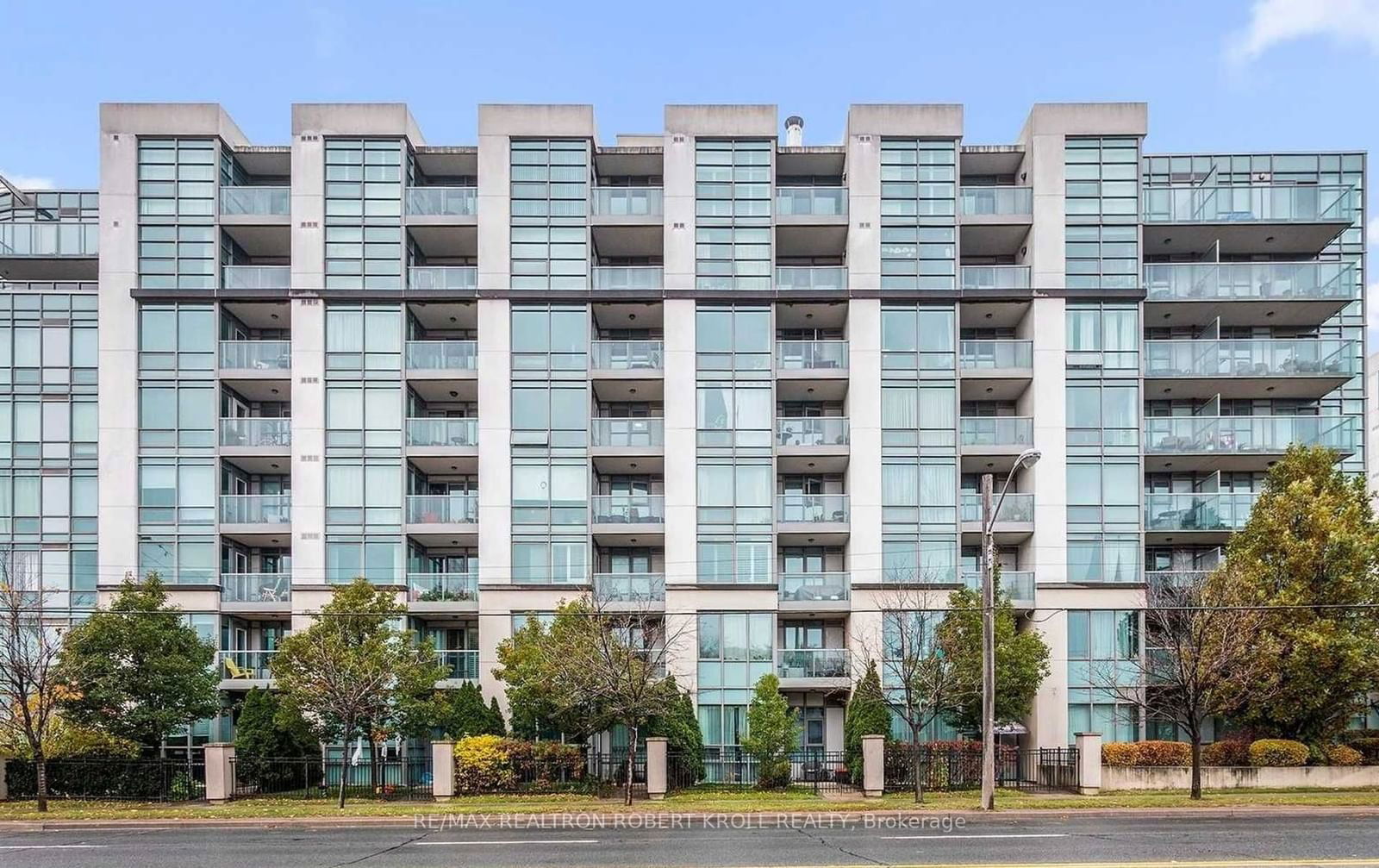 Condo for lease at 613-3830 Bathurst Street, Toronto, Clanton Park, M3H 6C5 - MLS: C11992212