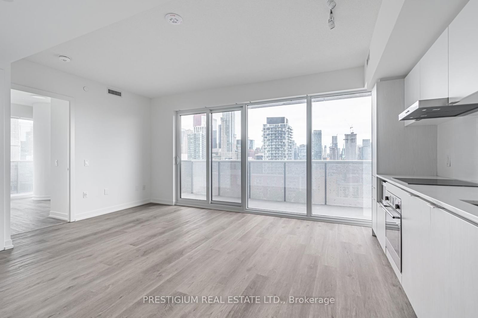 Condo for lease at 1901-55 Cooper Street, Toronto, Waterfront Communities C8, M5E 0G1 - MLS: C11992251