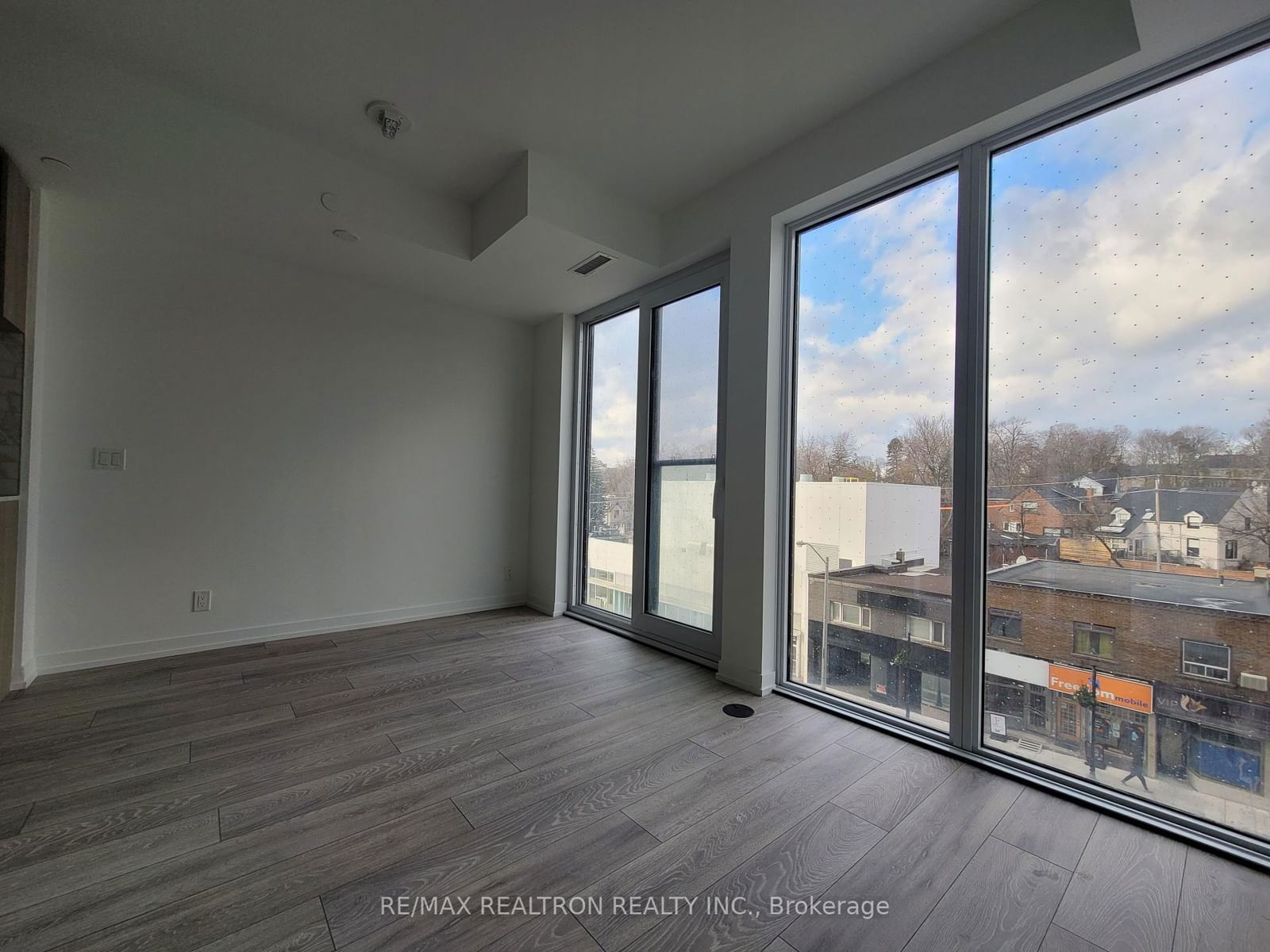 Condo for lease at 527-2020 Bathurst Street, Toronto, Humewood-Cedarvale, M5P 0A6 - MLS: C11992255