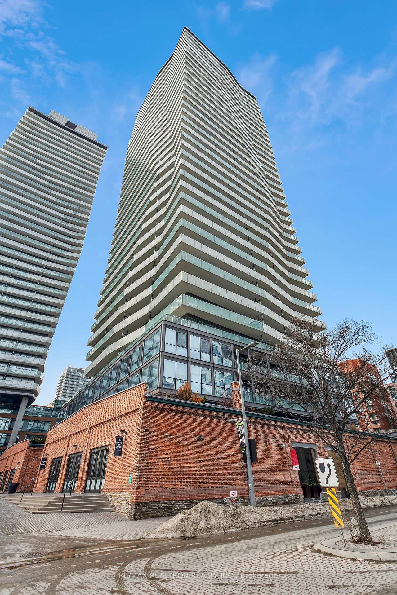 Condo for sale at 2302-390 Cherry Street, Toronto, Waterfront Communities C8, M5A 0E2 - MLS: C11992270