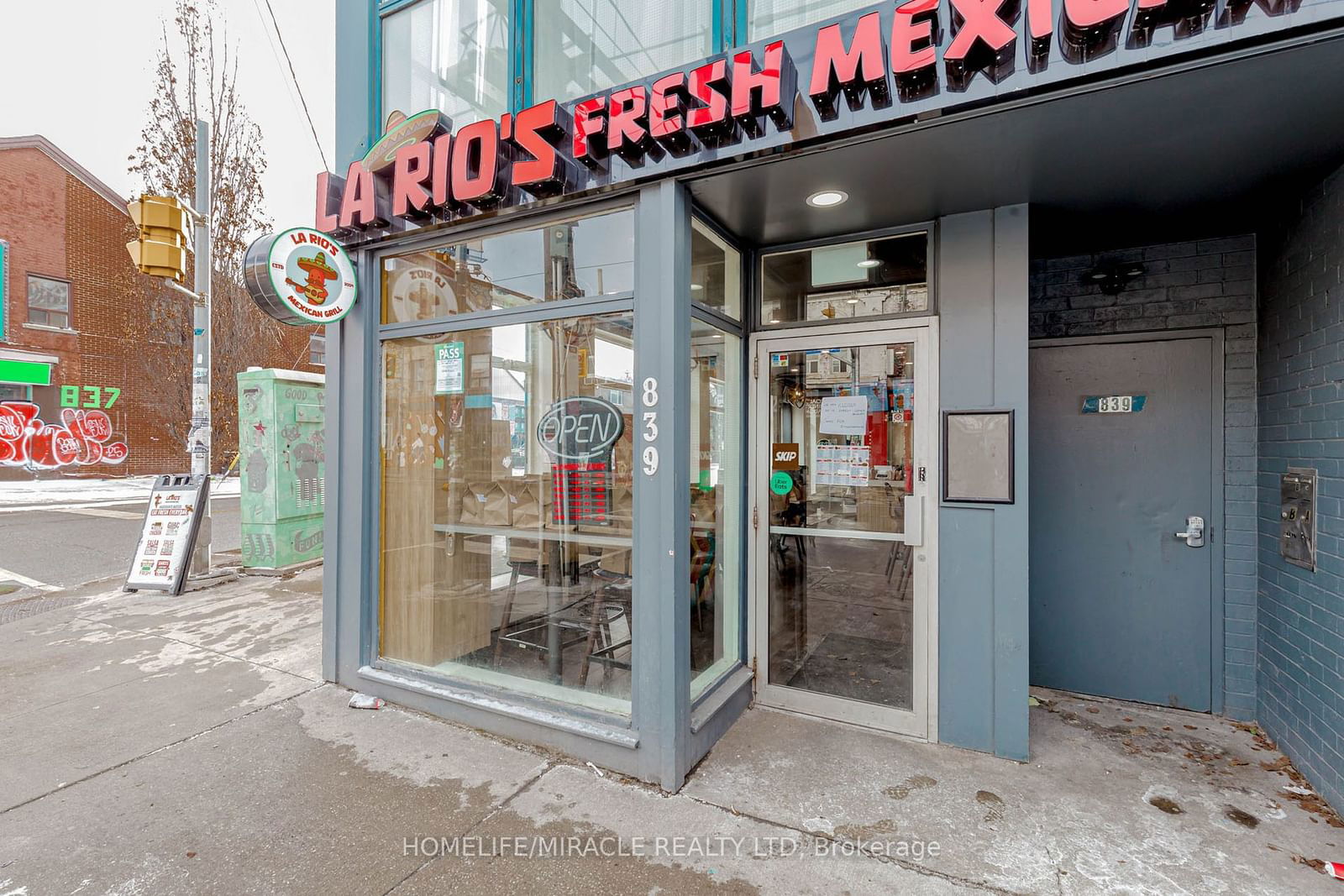 Sale Of Business for sale at 839 Queen Street, Toronto, Trinity-Bellwoods, M6J 1G4 - MLS: C11992278