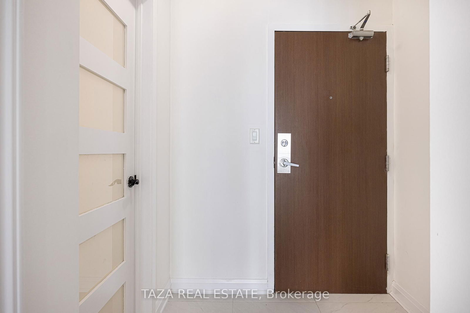Condo leased at 4810-35 Mariner Terrace, Toronto, Waterfront Communities C1, M5V 3V9 - MLS: C11992329