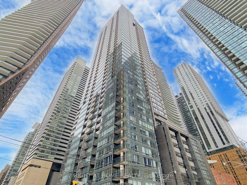 home for lease on 318-295 Adelaide Street W