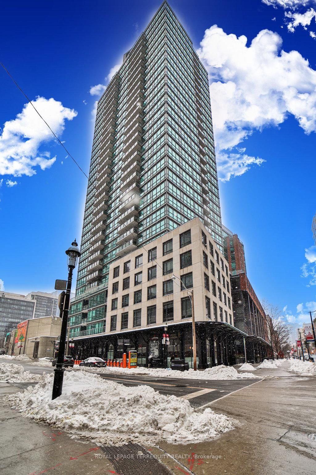 Condo for sale at 2102-1 Scott Street, Toronto, Waterfront Communities C8, M5E 1A1 - MLS: C11992724