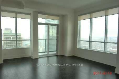 Condo for lease at 3202-21 Balmuto Street, Toronto, Bay Street Corridor, M4Y 1W4 - MLS: C11992971