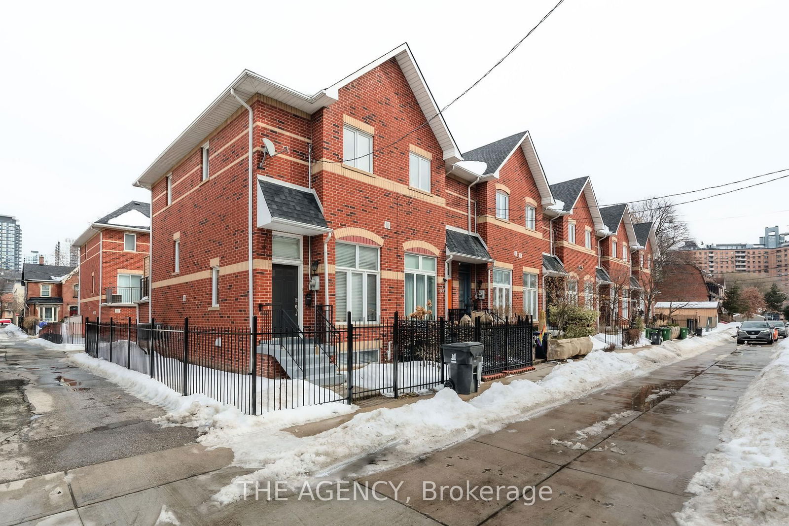 Townhouse for sale at 273 Milan Street, Toronto, Moss Park, M5A 4C3 - MLS: C11993768