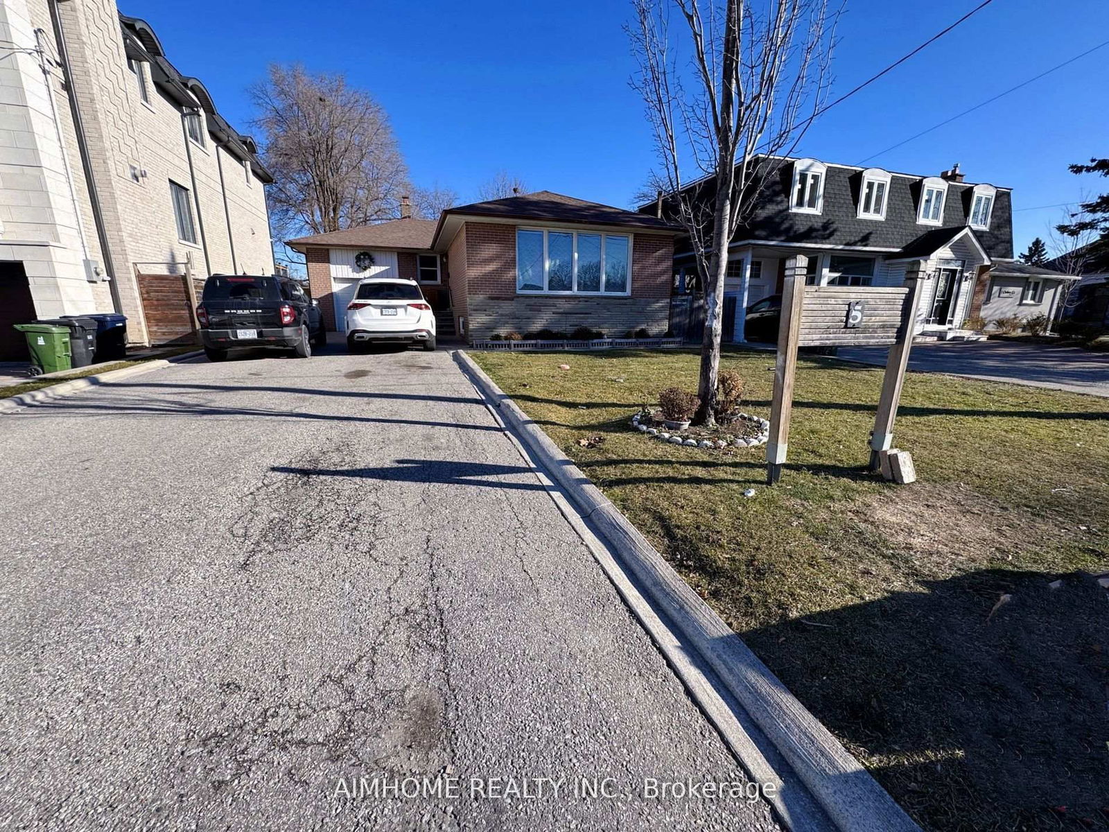 Detached House for lease at (Main)-5 Cloebury Court, Toronto, Willowdale West, M2R 1V7 - MLS: C11994013