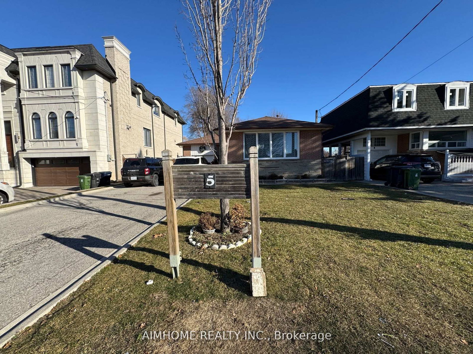 Detached House for lease at (Main)-5 Cloebury Court, Toronto, Willowdale West, M2R 1V7 - MLS: C11994013