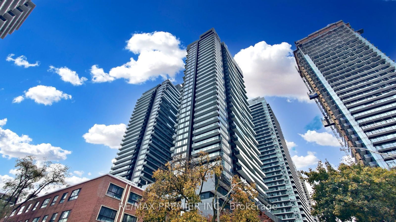 Condo for lease at 2509-117 Broadway Avenue, Toronto, Mount Pleasant West, M4P 1V3 - MLS: C11994119