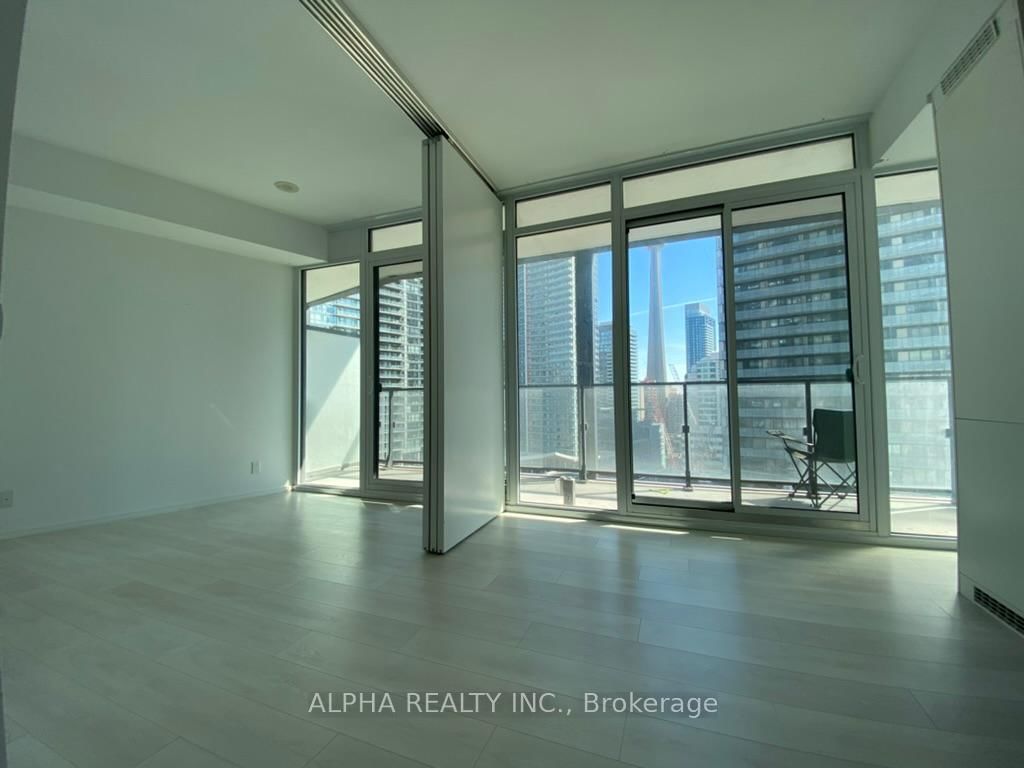 Condo for lease at 1412-125 Peter Street, Toronto, Waterfront Communities C1, M5V 2G9 - MLS: C11994175