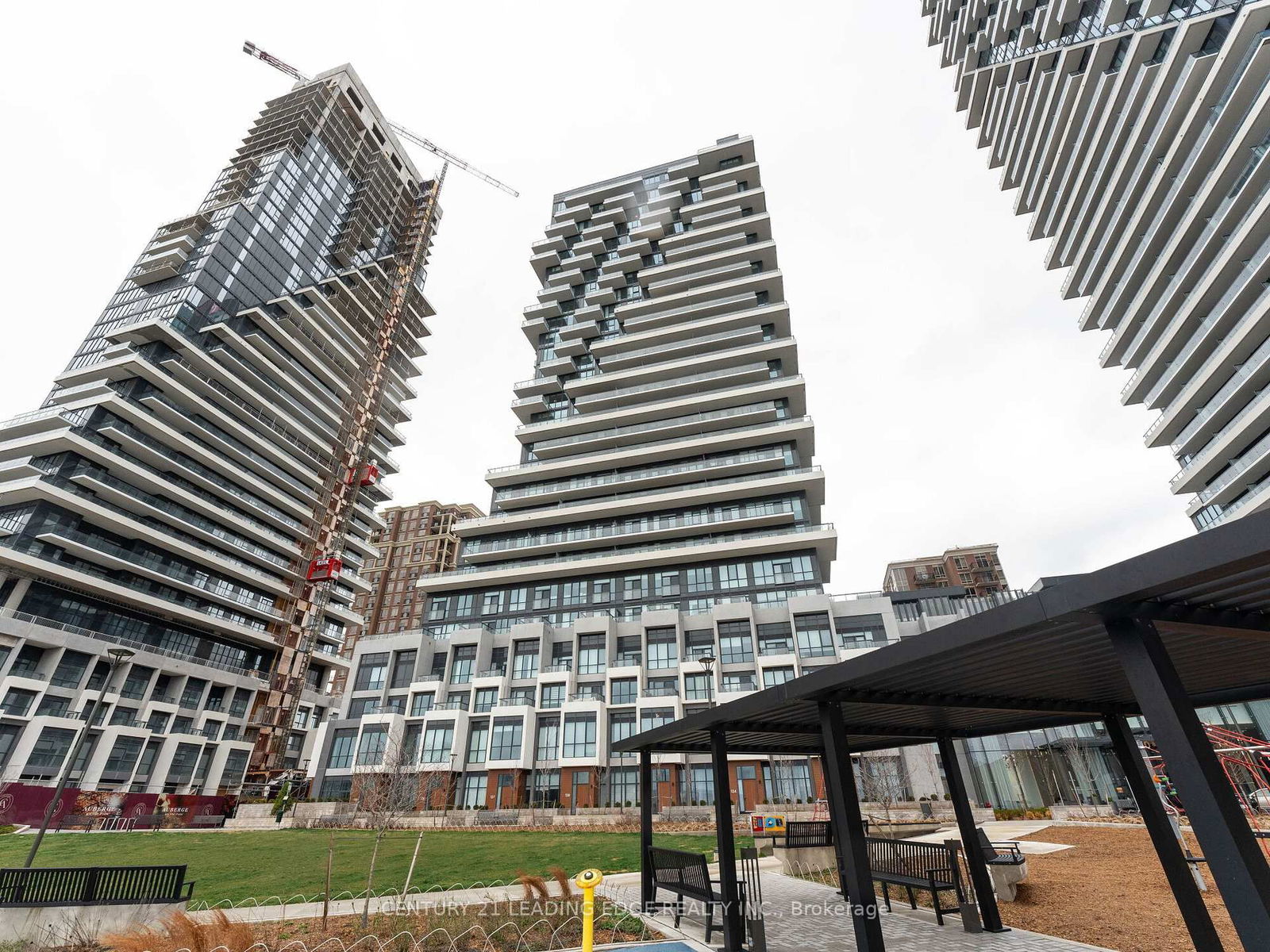 Condo for sale at 1439-20 Inn On The Park Drive, Toronto, Banbury-Don Mills, M3C 0P8 - MLS: C11994221