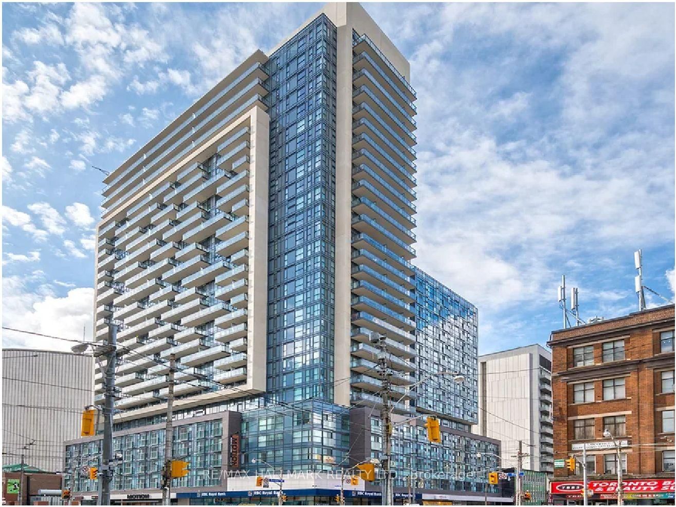 Condo for lease at 306-570 Bay Street, Toronto, Bay Street Corridor, M5G 2C5 - MLS: C11995008