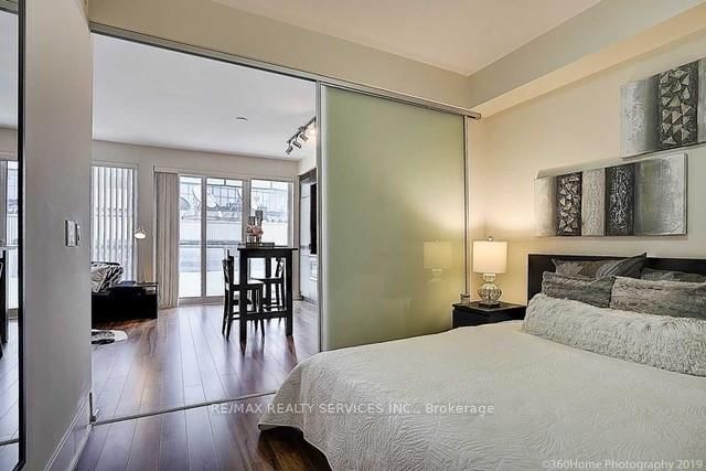 Condo for sale at 1608-300 Front Street, Toronto, Waterfront Communities C1, M5V 0E9 - MLS: C11995180