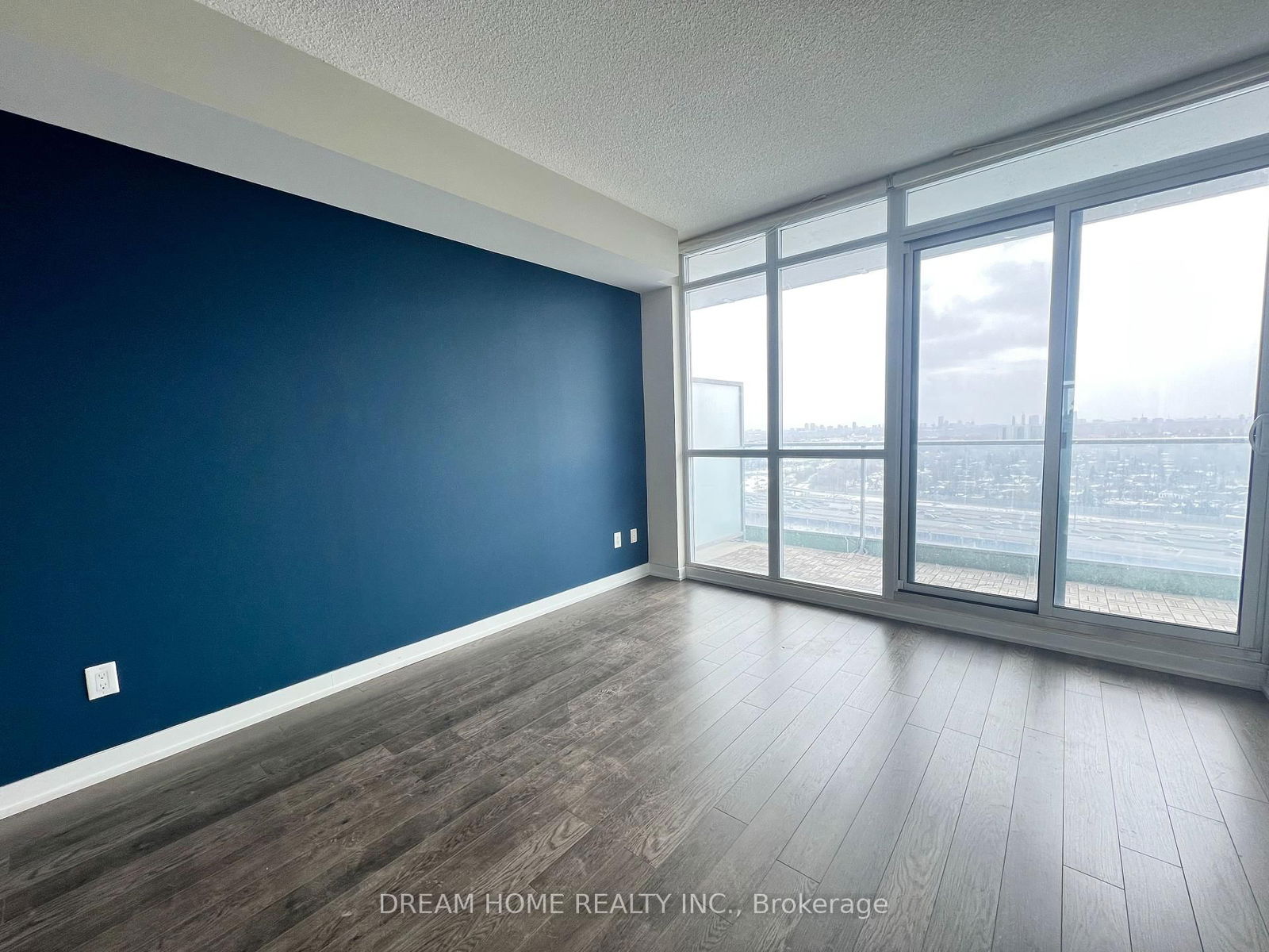 Condo for lease at 2615-29 Singer Court, Toronto, Bayview Village, M2K 0B3 - MLS: C11995395