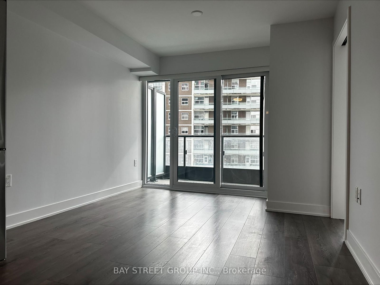 Condo for sale at 921-585 Bloor Street, Toronto, North St. James Town, M4W 0B3 - MLS: C11995406