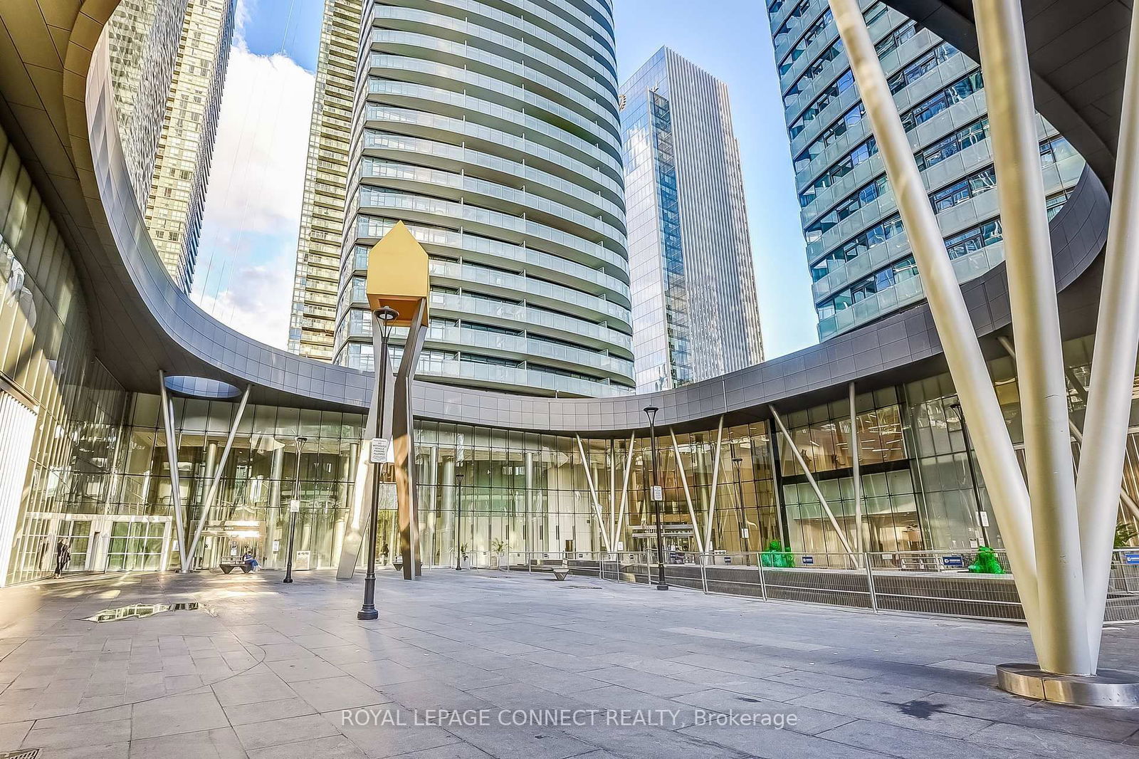 Condo for sale at 2804-14 York Street, Toronto, Waterfront Communities C1, M5J 0B1 - MLS: C11995424