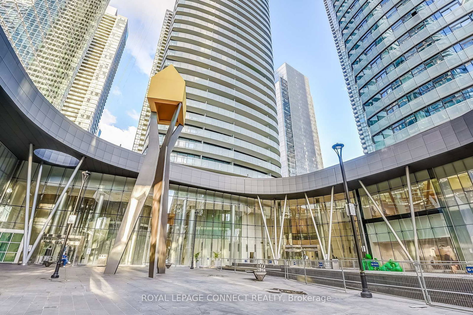 Condo for sale at 2804-14 York Street, Toronto, Waterfront Communities C1, M5J 0B1 - MLS: C11995424