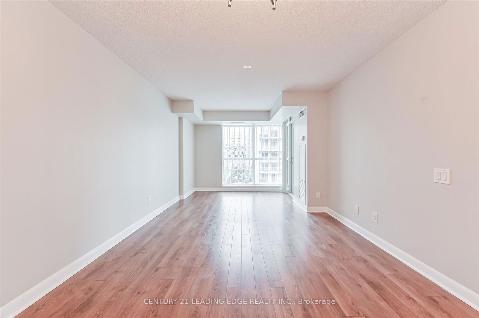 Condo for lease at 653-525 Wilson Avenue, Toronto, Clanton Park, M3H 1V1 - MLS: C11995429