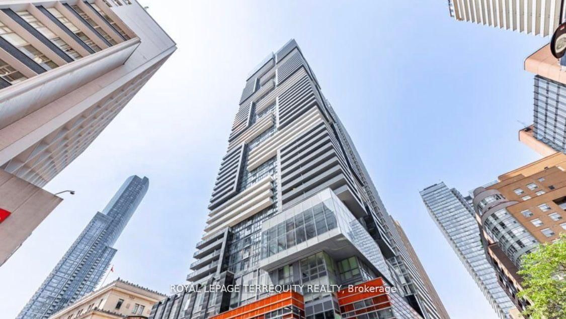 Condo for sale at 3702-7 Grenville Street, Toronto, Bay Street Corridor, M4Y 0E9 - MLS: C11995440